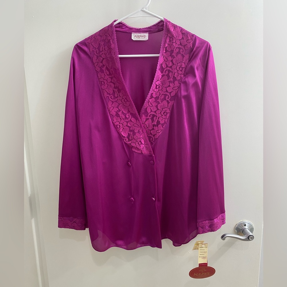 Vintage Kayser Fuchsia Satin Lace Trim Bed Jacket Size Large